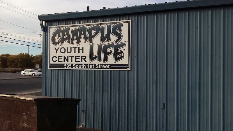 Photo by Daniel Araiza (Google)