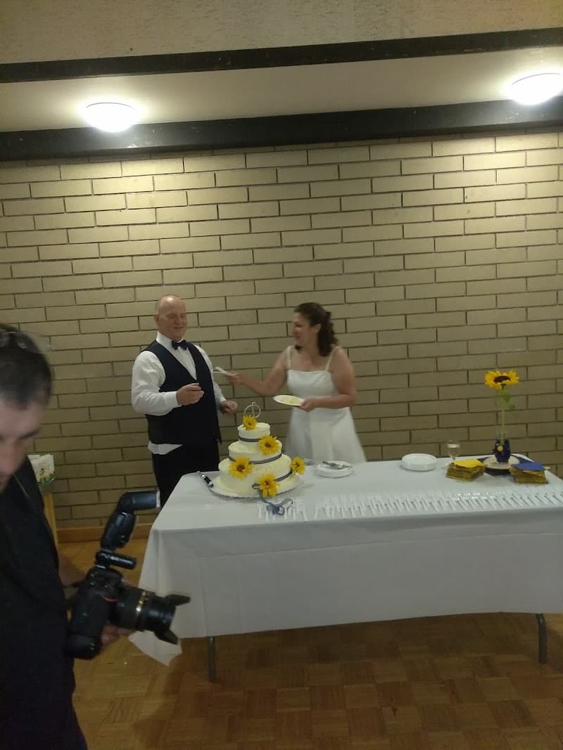 Photo by Erm Lynn (Google)