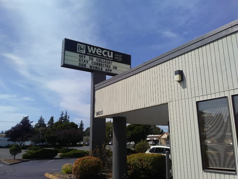 Photo by Evolest Mnkybred (Google)