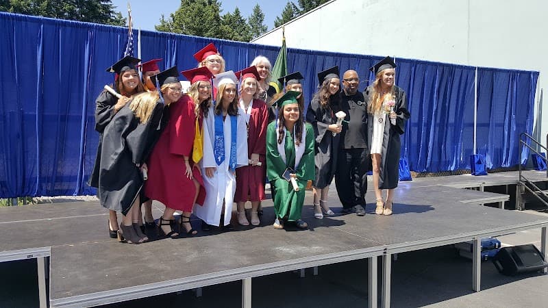 Photo by De Lynn Grubb (Google)