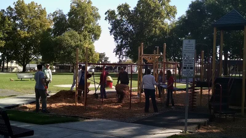 Photo by Gaylee Quam (Google)