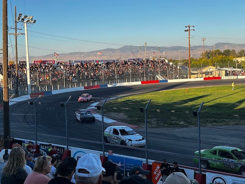 Photo by Bobbi Sheckells (Google)