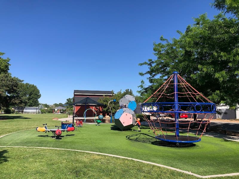 Photo by Launi E. (Google)