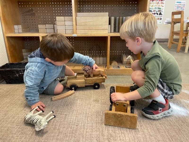 Photo by The Children's School (Google)