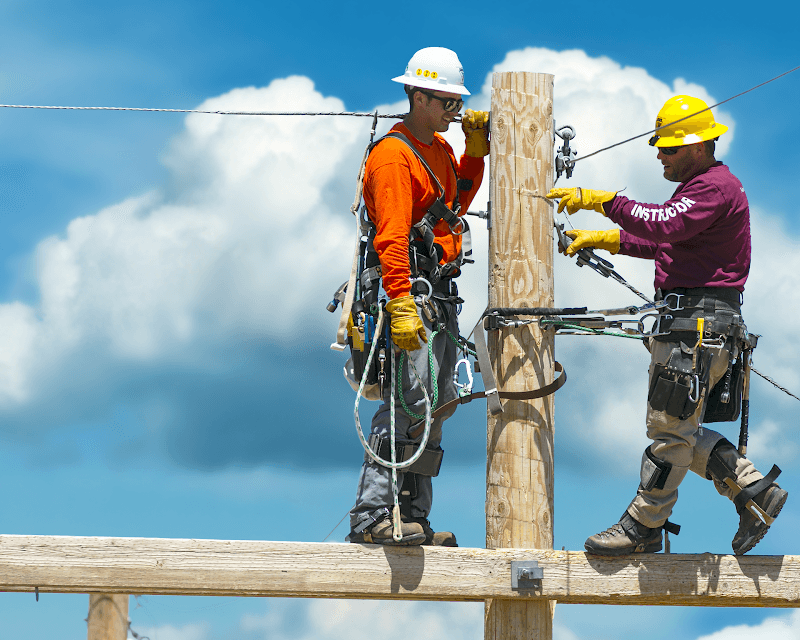 Photo by Northwest Lineman College (Google)