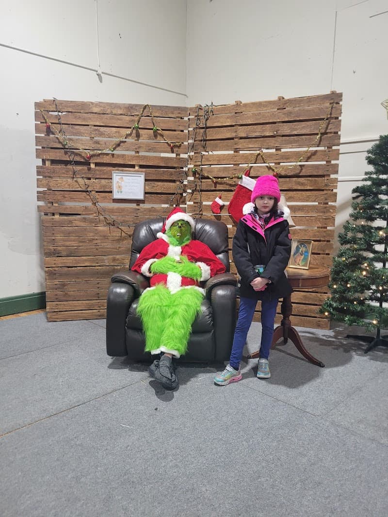 Photo by Mindy Ackerman (Google)