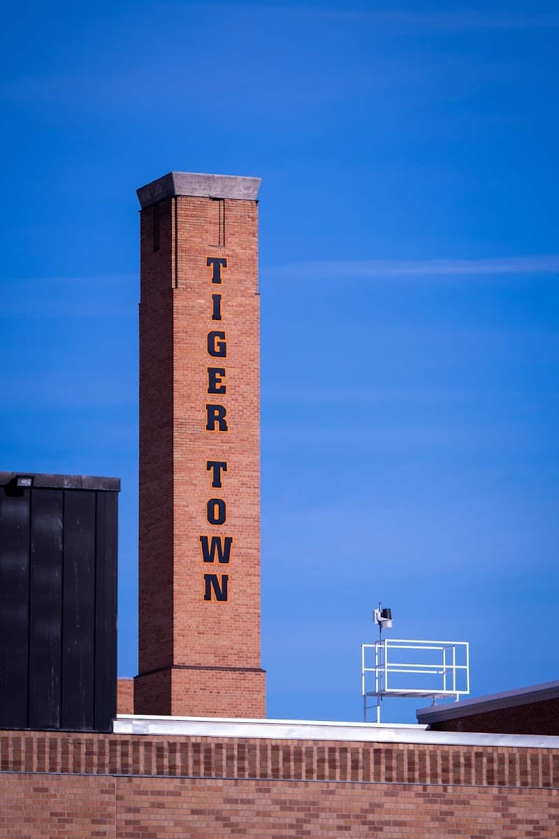 Photo by Brad Barlow (Google)