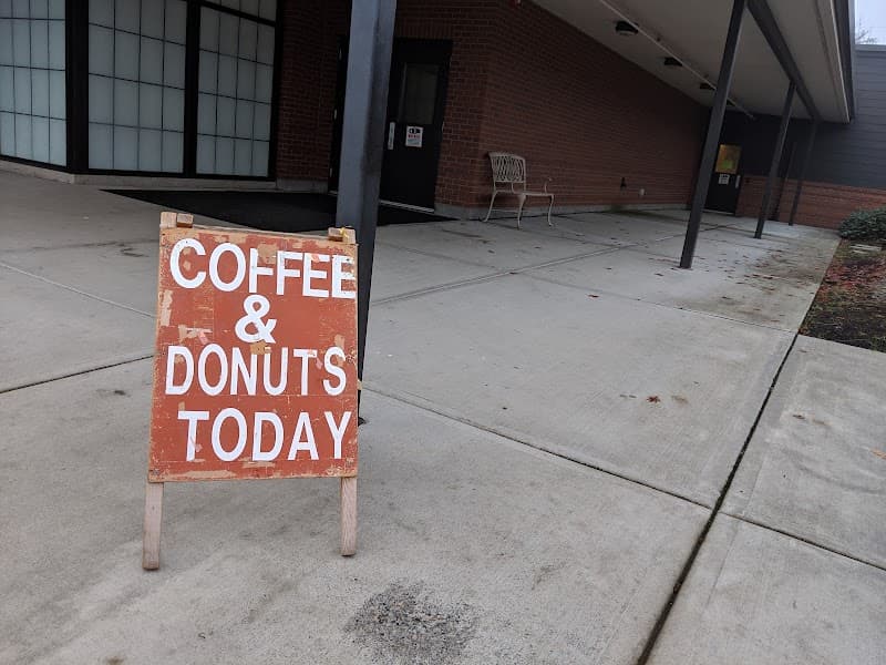 Photo by Henry Torres (Google)