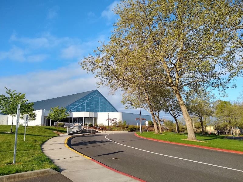 Tualatin Hills Aquatic Center