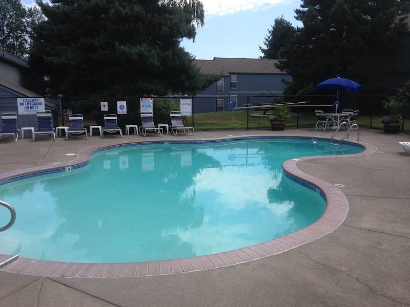 Photo by Fox Hollow Apartments (Google)