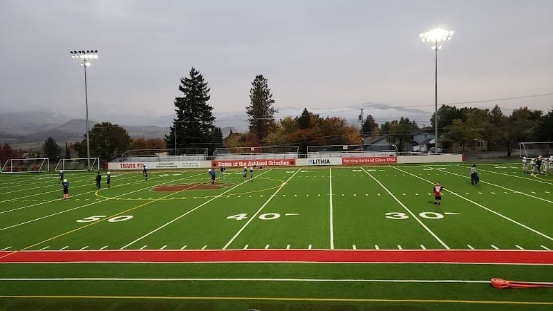 Photo by Richard Lima (Google)