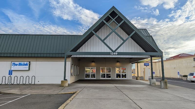 Photo by Tony Roberts (Google)