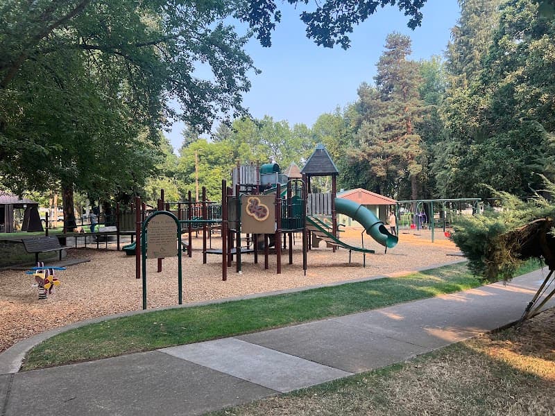 Photo by Brendan McLaughlin (Google)