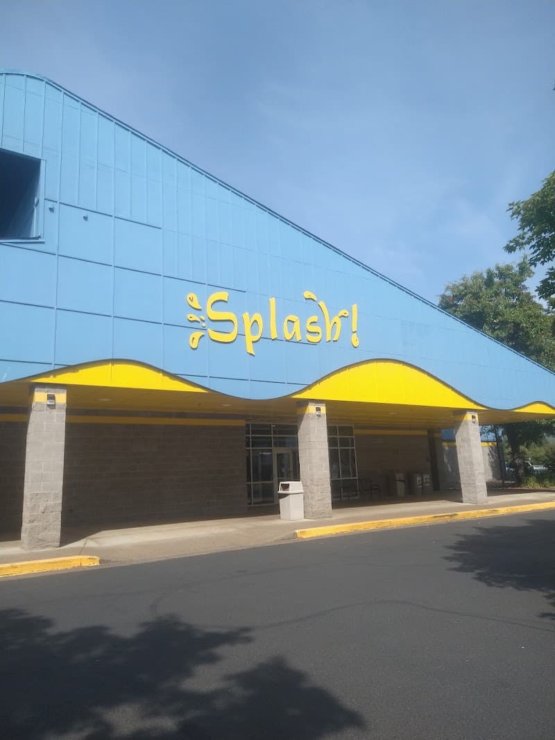 Photo by XOXO (Google)