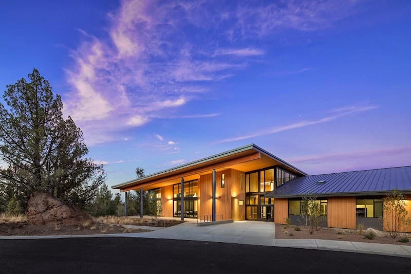 Photo by Cascades Academy (Google)