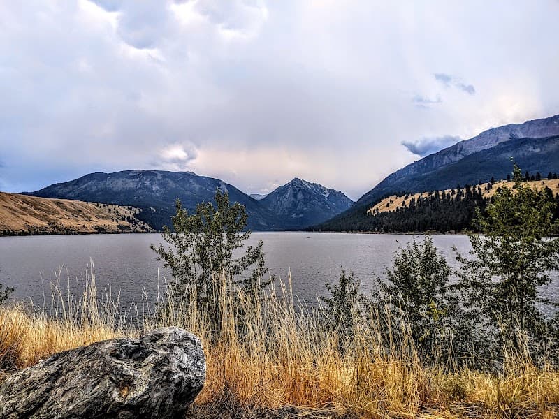 Photo by ropngirl04 (Google)